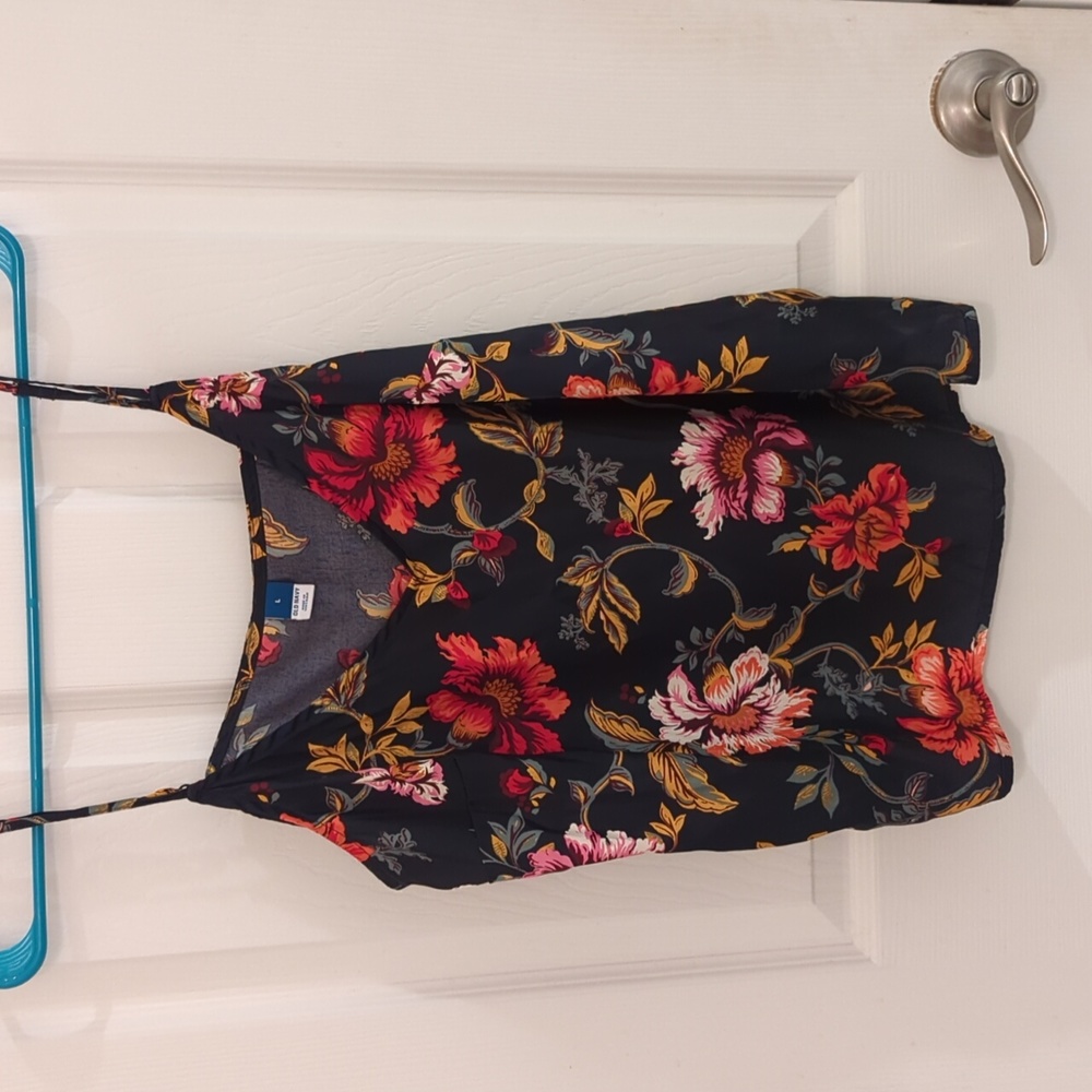 Floral tank